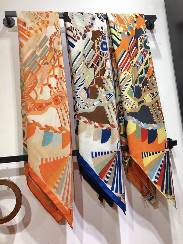 Hermes 140X140cm 70%羊绒30%真丝 E04